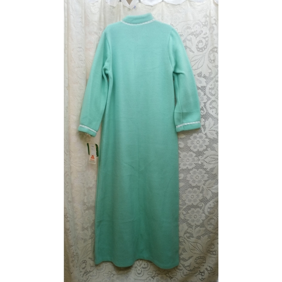 Vintage 1970s Montgomery Ward Plush Fleece Nightgown Front Zip New With Tags - Picture 2 of 7